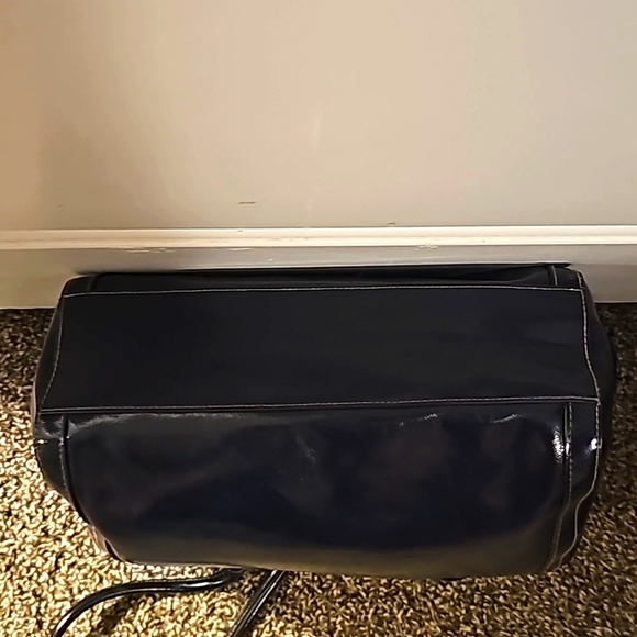 Worthington Designer Shoulderbag w/Double Handle, Navy Blue, Lined, Snap Closure - Picture 12 of 15